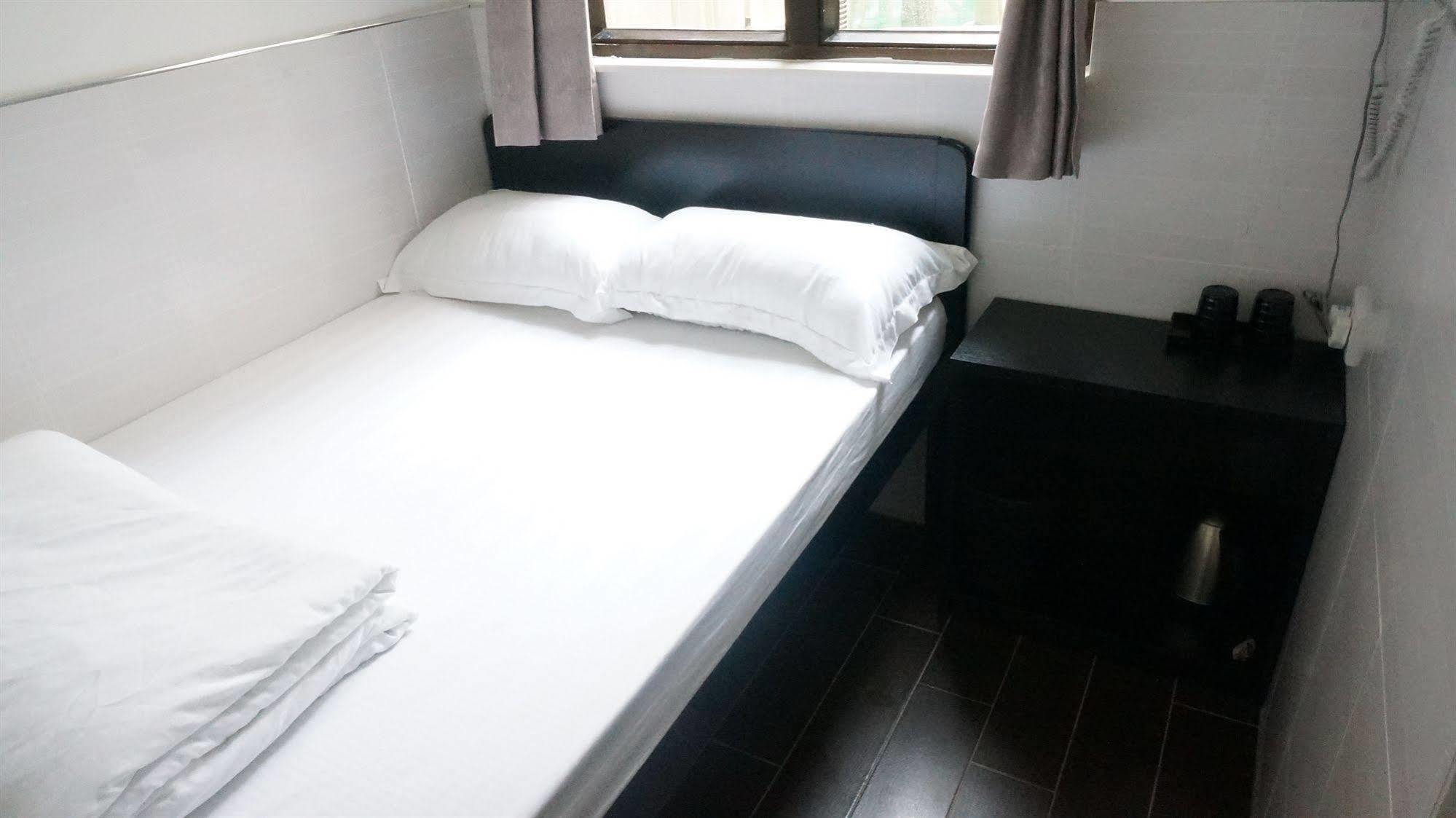 Kowloon Mongkok 1812 Guest House Гонконг Экстерьер фото